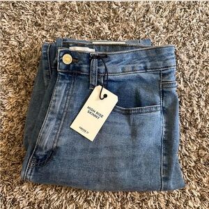 Forever 21 High Rise Blue Jeans